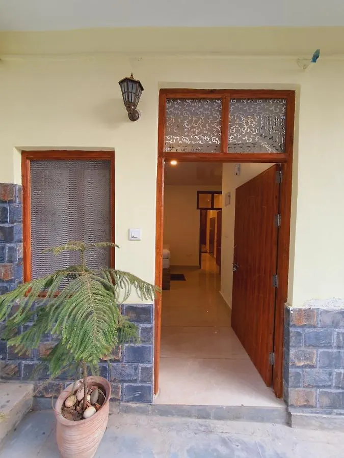Apartment Rihaish Dbl Room With Kitchen Shimla