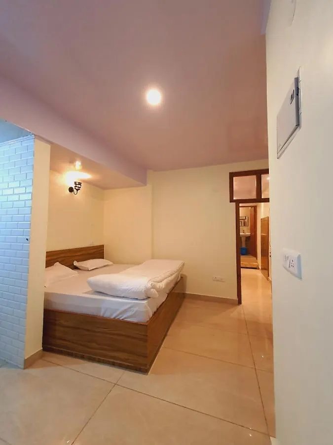Apartment Rihaish Dbl Room With Kitchen Shimla