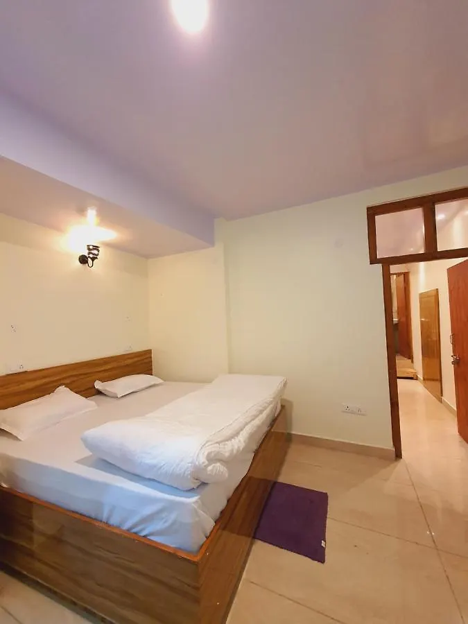 Rihaish Dbl Room With Kitchen Shimla 0*,  India